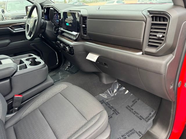 Used 2025 Chevrolet Silverado 1500 LT w/ Convenience Package II RWD image 6