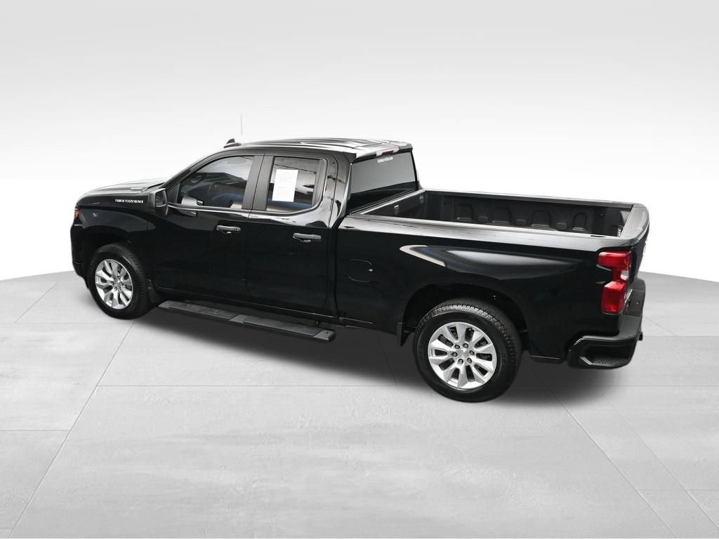 Used 2025 Chevrolet Silverado 1500 Custom RWD image 33
