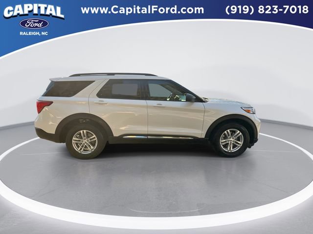 Certified 2023 Ford Explorer XLT w/ Equipment Group 202A image 9