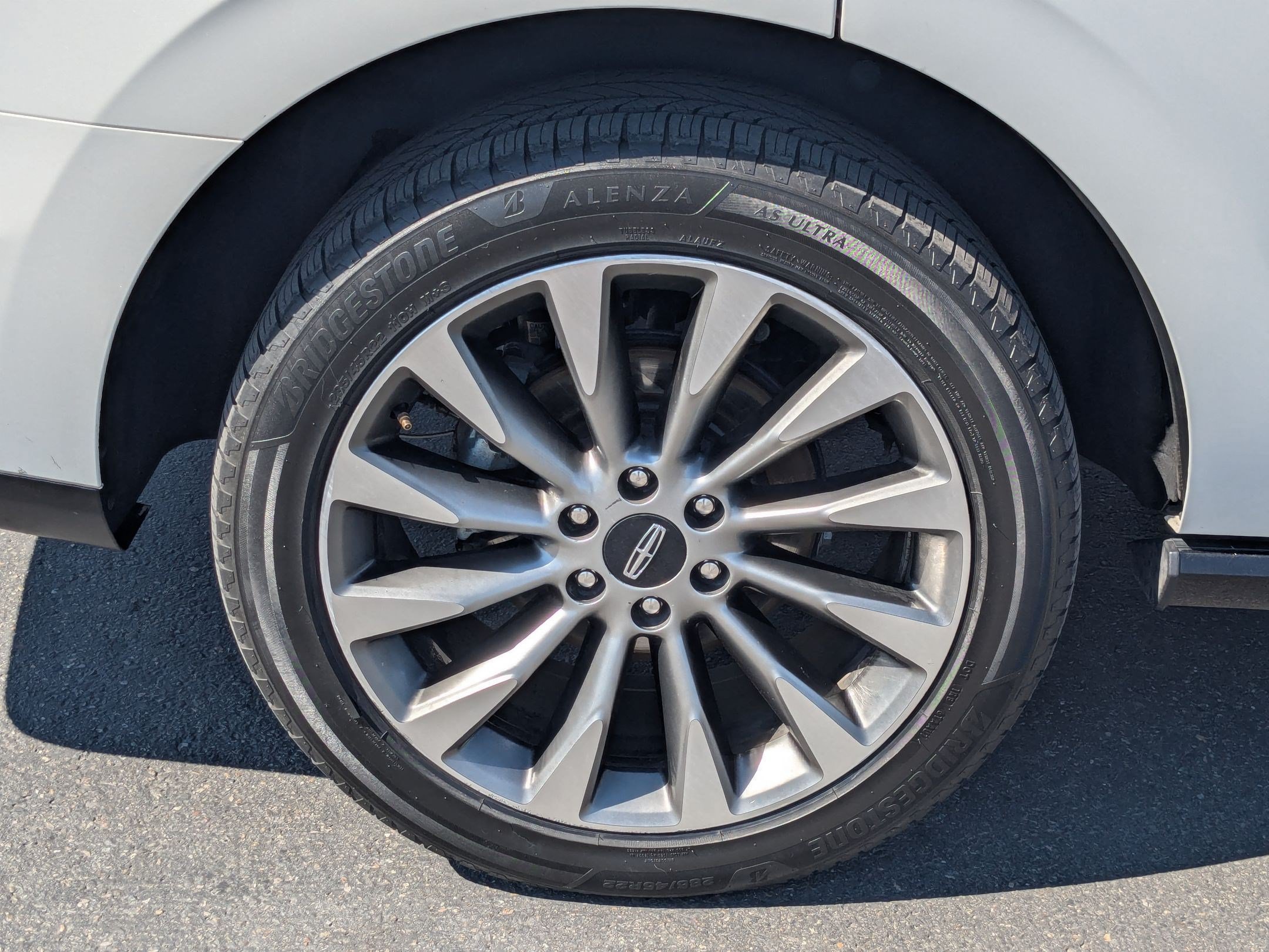 Used 2020 Lincoln Navigator Reserve w/ Luxury Package AWD/4WD image 12