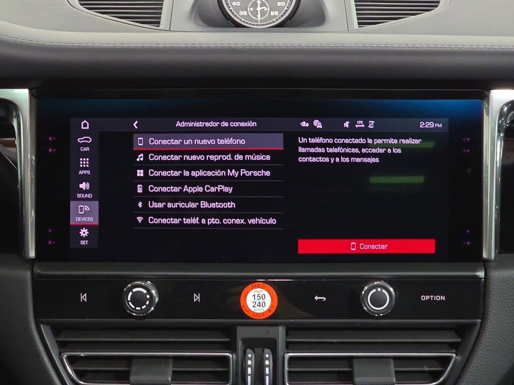 Certified 2025 Porsche Macan Turbo image 17