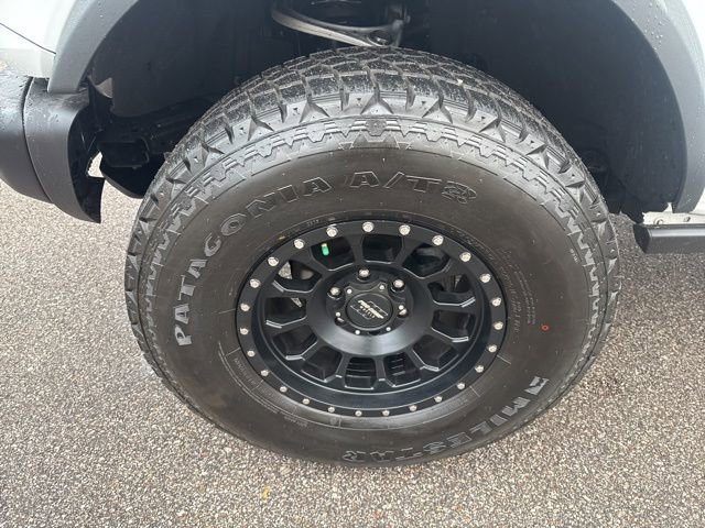 Used 2022 Ford Bronco Black Diamond image 11