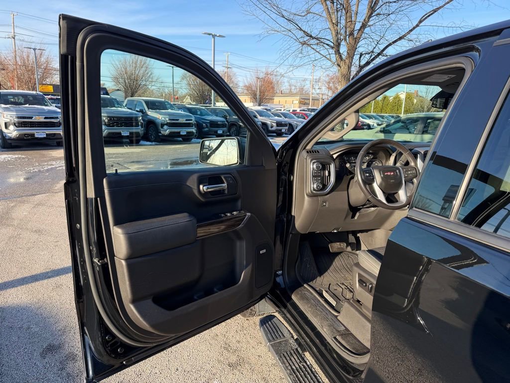 Used 2020 GMC Sierra 1500 Elevation w/ Elevation Value Package image 10