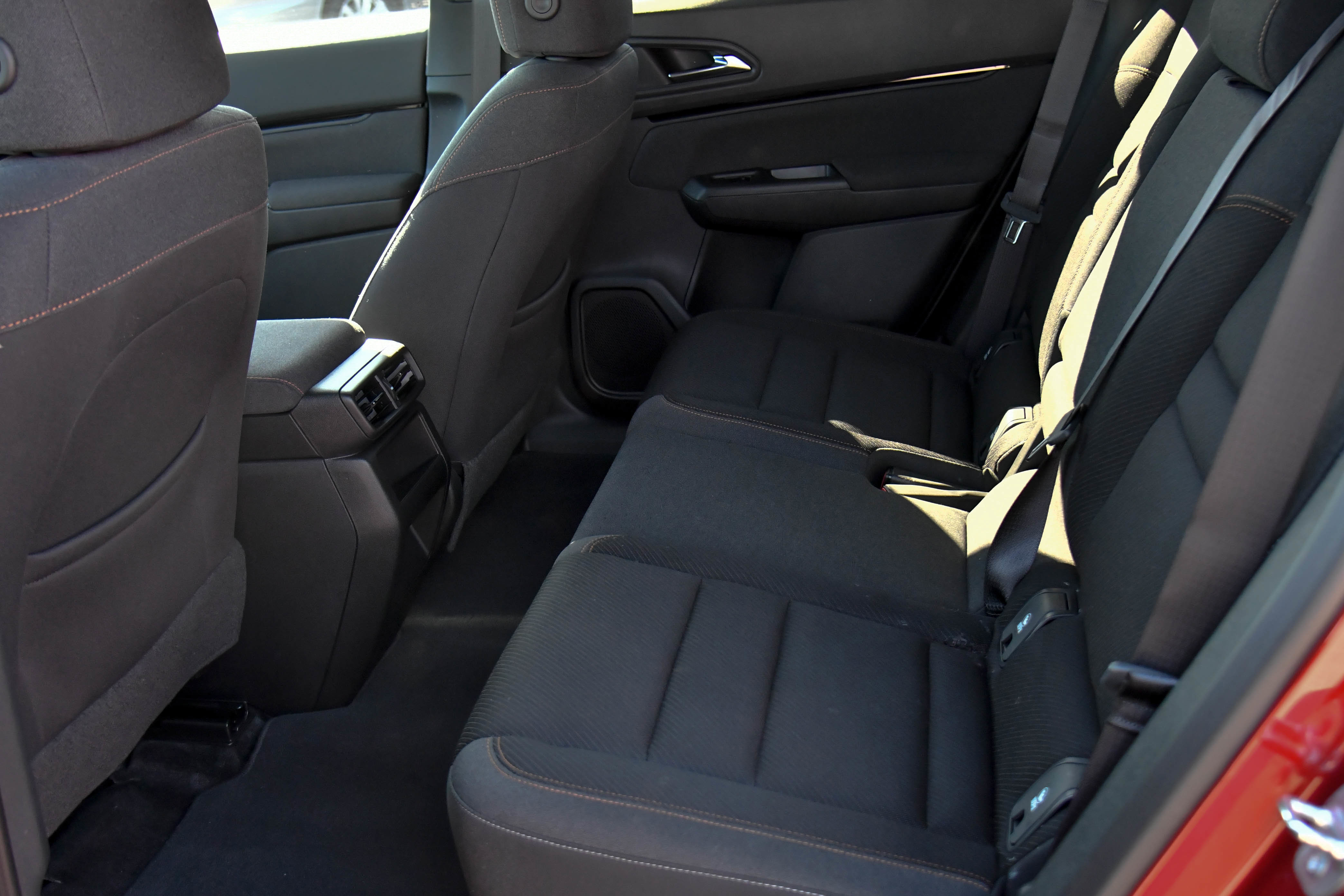 Used 2024 Honda Prologue EX image 38