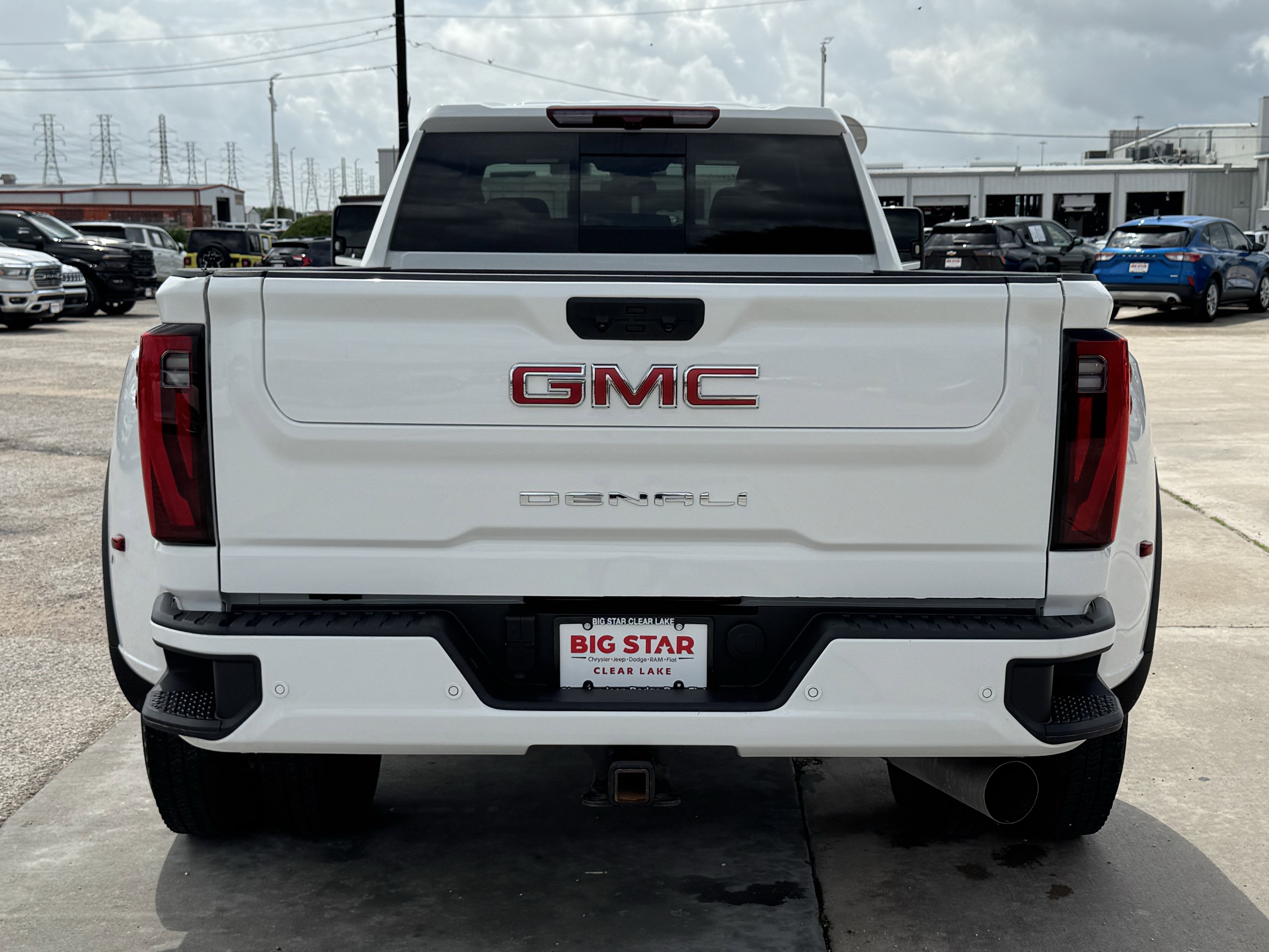 Used 2025 GMC Sierra 3500 Denali image 10