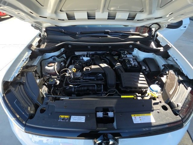 Used 2025 Volkswagen Taos S image 27