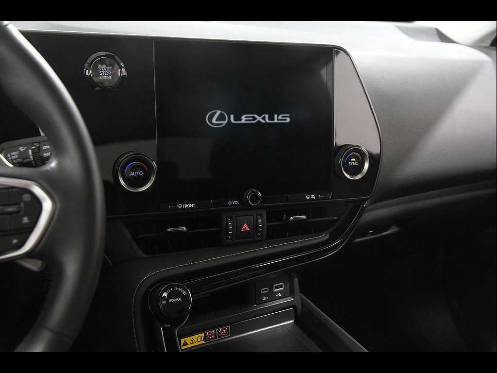 Certified 2026 Lexus NX 350 AWD w/ Accessory Package (Z1) image 9
