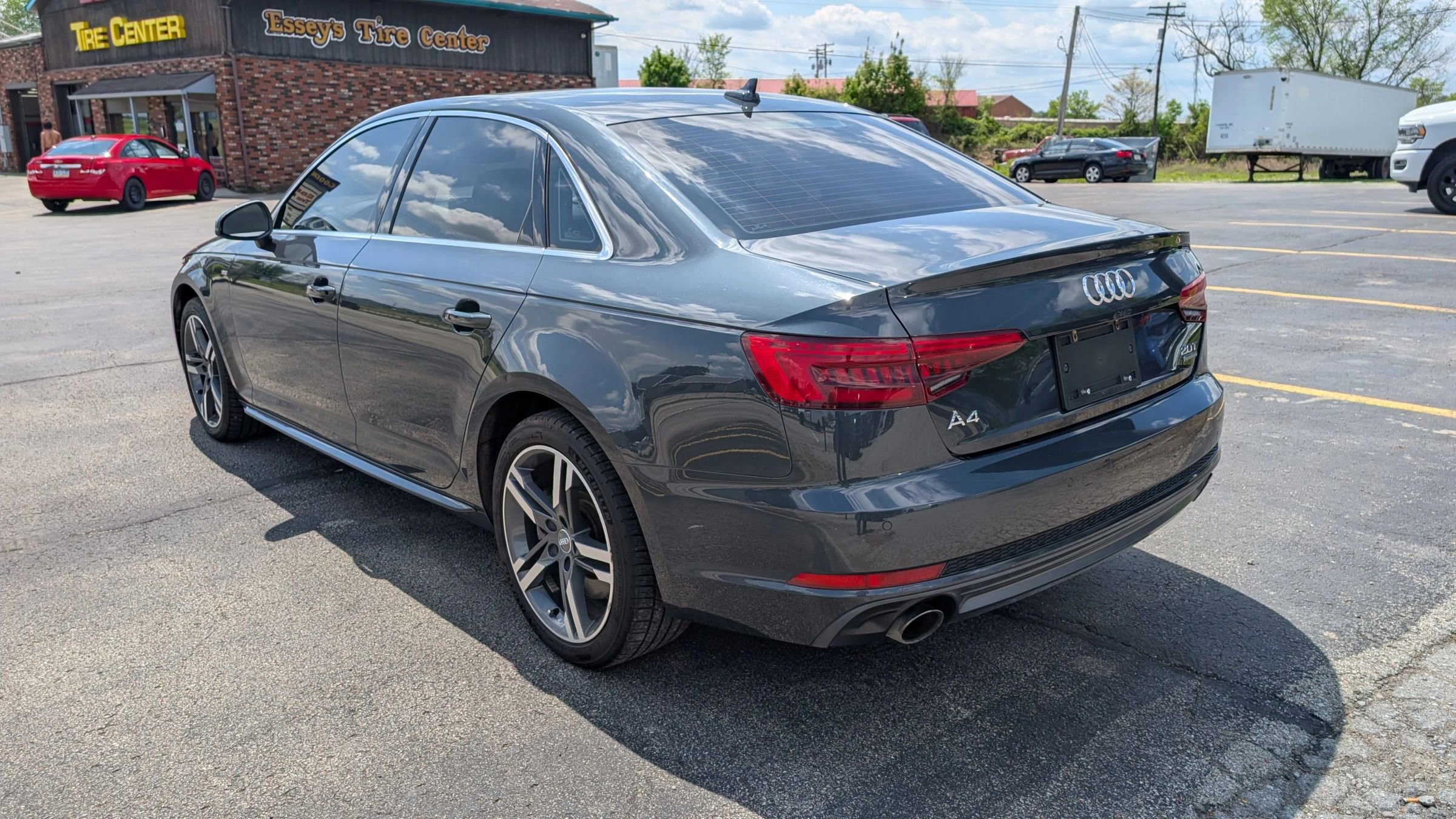 Used 2017 Audi A4 2.0T Premium Plus w/ Premium Plus Package AWD/4WD image 3