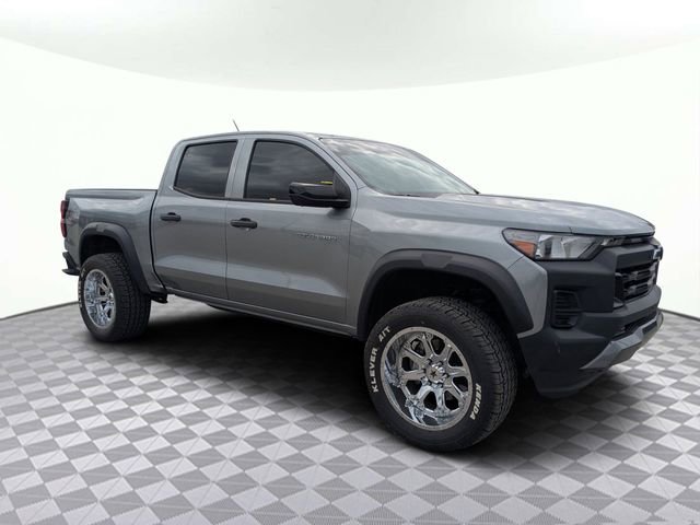 Used 2023 Chevrolet Colorado Trail Boss w/ Technology Package image 2