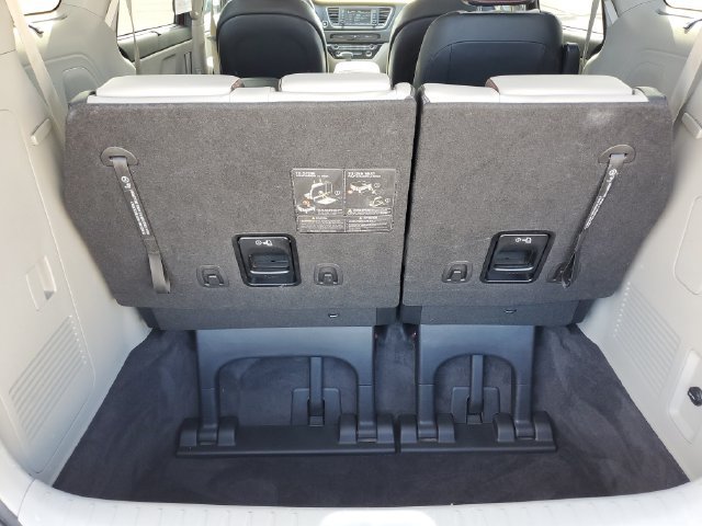 Used 2020 Kia Sedona EX FWD image 35