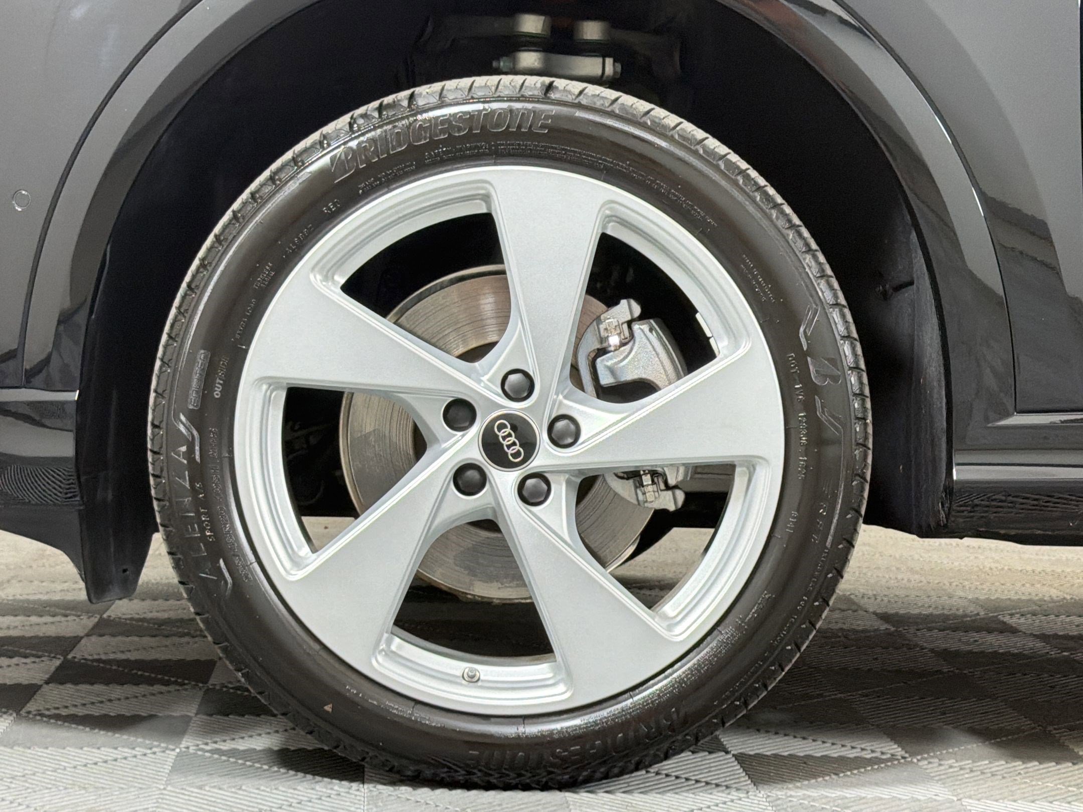 Used 2025 Audi Q5 Premium Plus w/ Premium Plus image 12