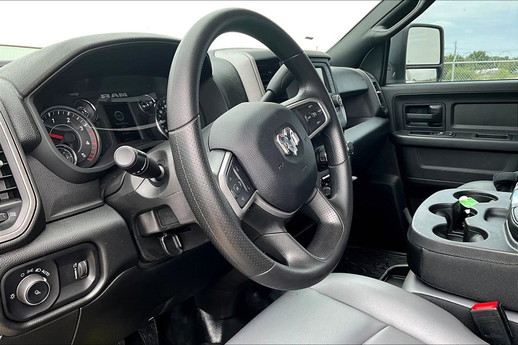 New 2024 RAM 2500 Tradesman w/ Chrome Appearance Group image 9