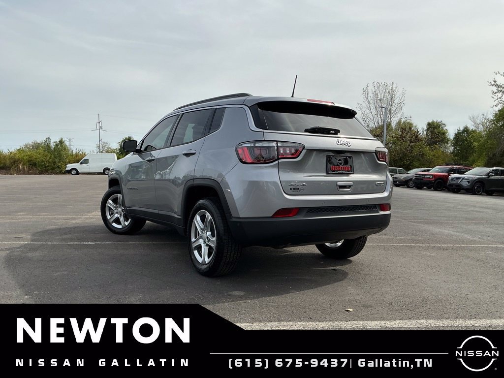 Used 2023 Jeep Compass Latitude w/ Convenience Group AWD/4WD image 27