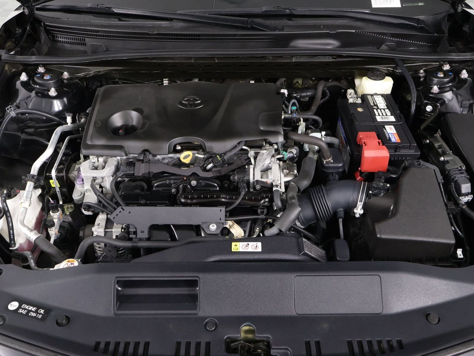 Used 2018 Toyota Camry SE FWD image 23