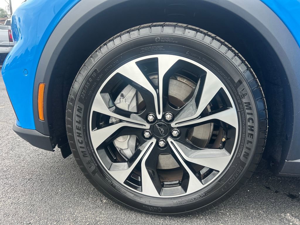 Used 2024 Ford Mustang Mach-E Select image 29