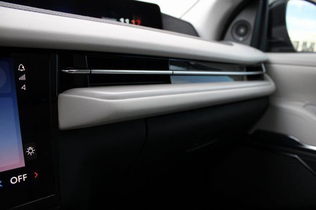 New 2026 Lincoln Navigator Reserve image 38