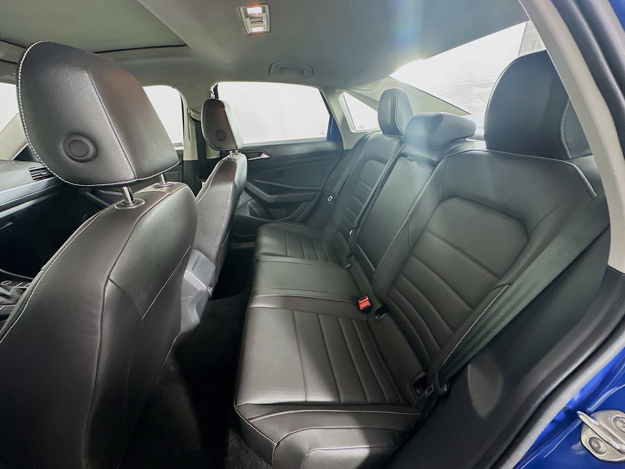 Used 2024 Volkswagen Jetta SE FWD image 28