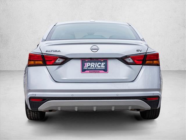 Used 2024 Nissan Altima 2.5 SV image 6