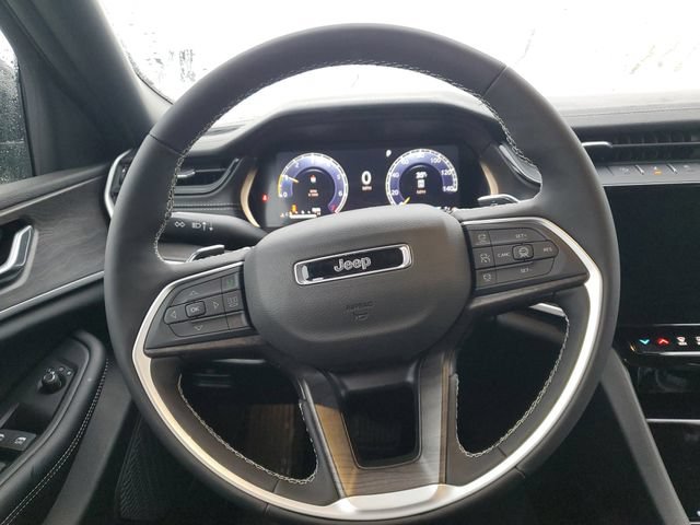 New 2026 Jeep Grand Cherokee Altitude AWD/4WD image 15