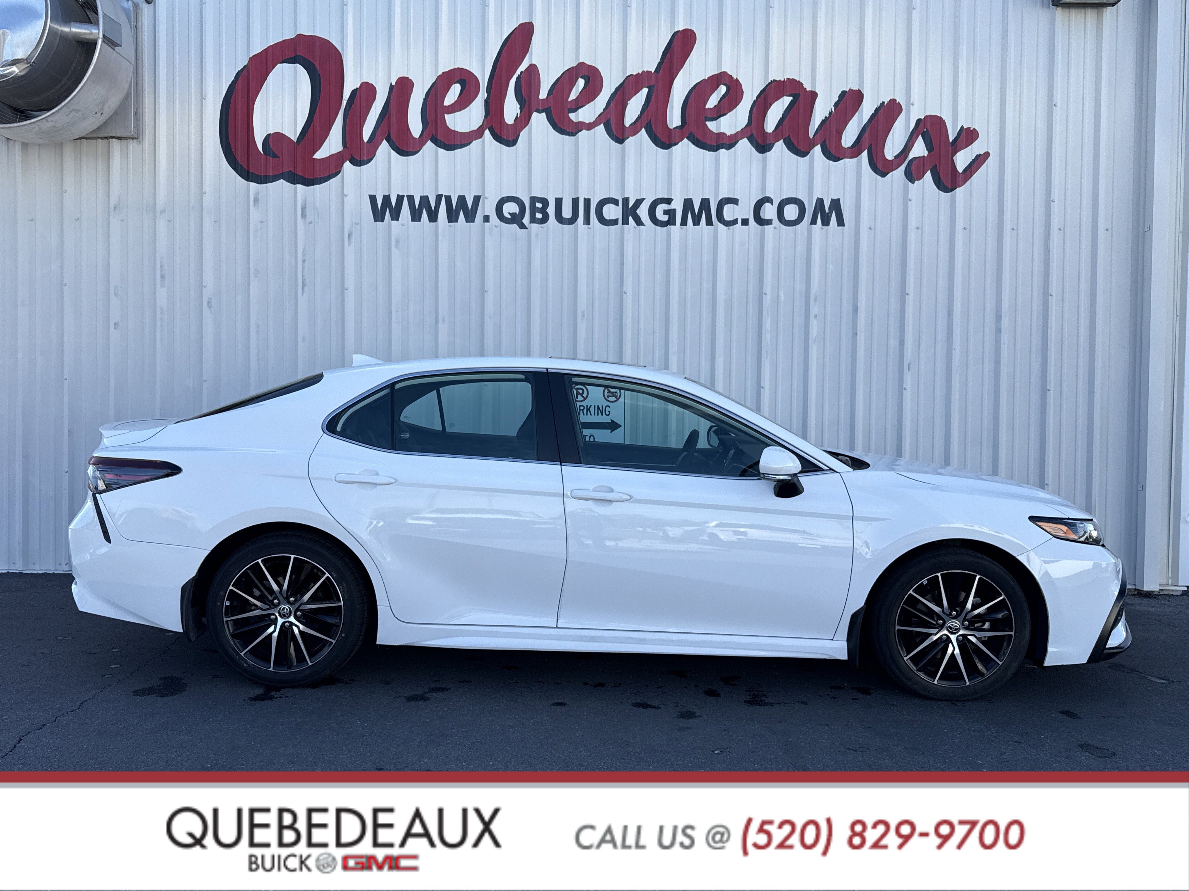 Used 2023 Toyota Camry SE image 24