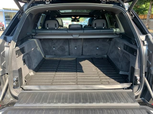 Used 2024 BMW X5 xDrive40i w/ Premium Package AWD/4WD image 5