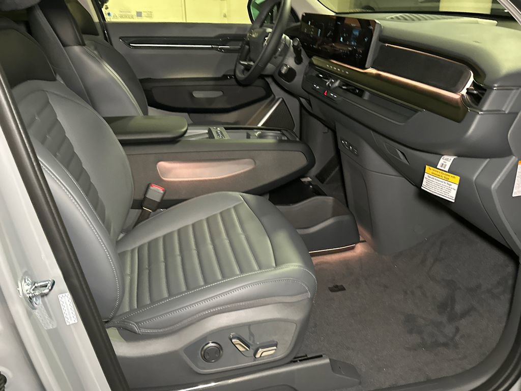 New 2026 Kia EV9 Land image 10