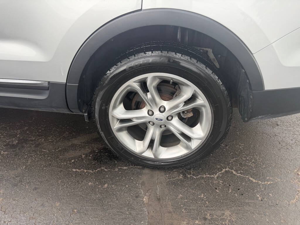 Used 2013 Ford Explorer Limited AWD/4WD image 10
