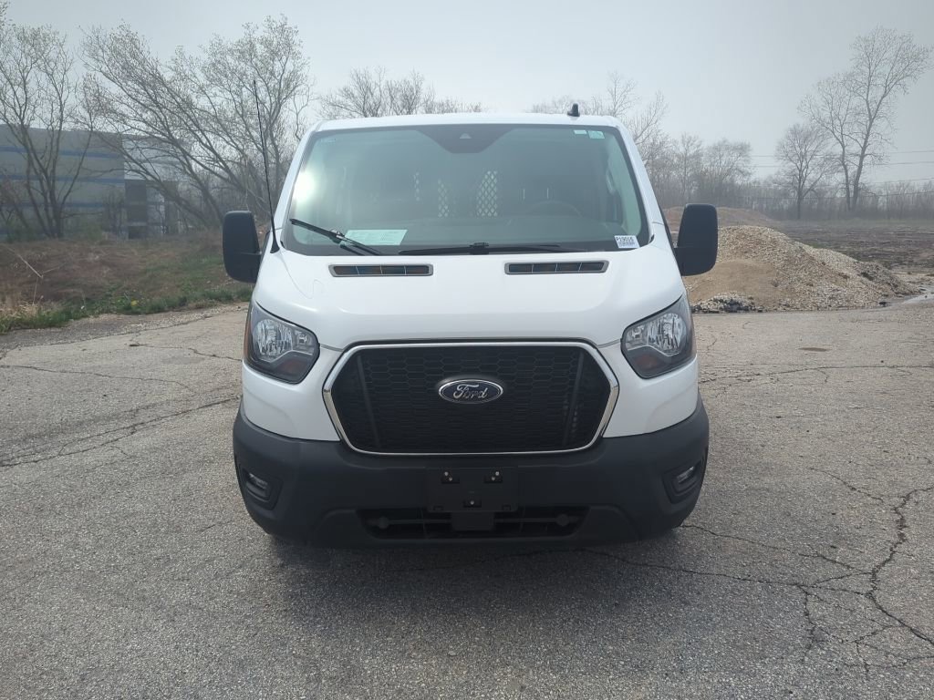 Used 2024 Ford Transit 250 Low Roof AWD w/ Exterior Upgrade Package image 3