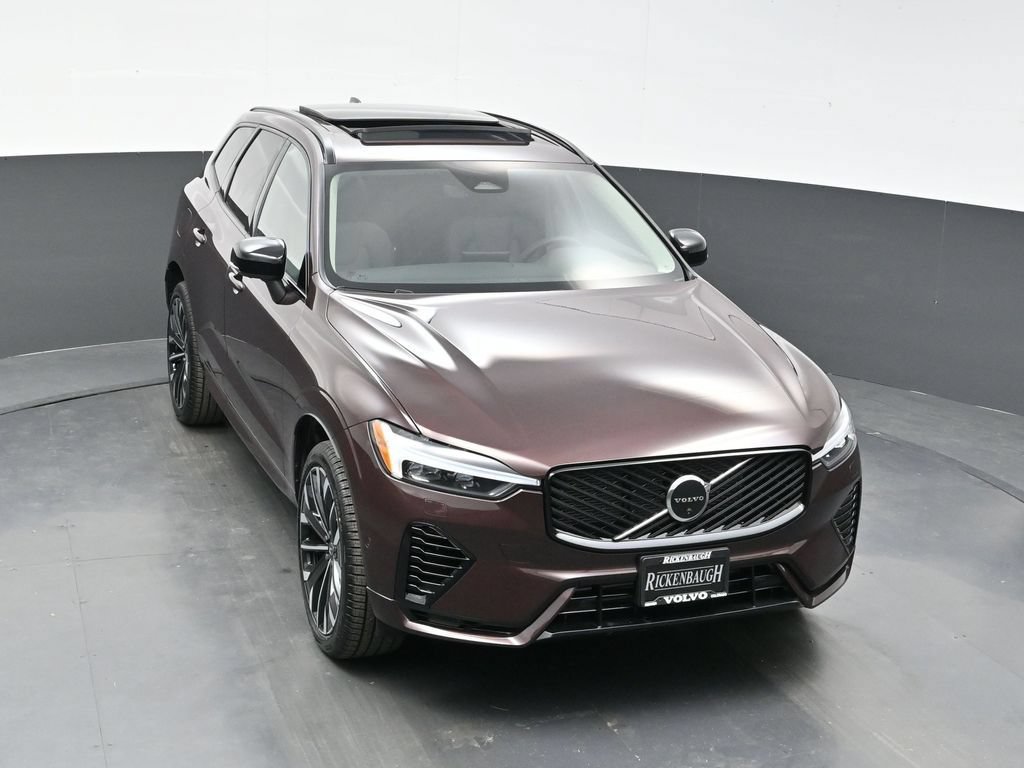 New 2026 Volvo XC60 T8 Ultra w/ Climate Package AWD/4WD image 30