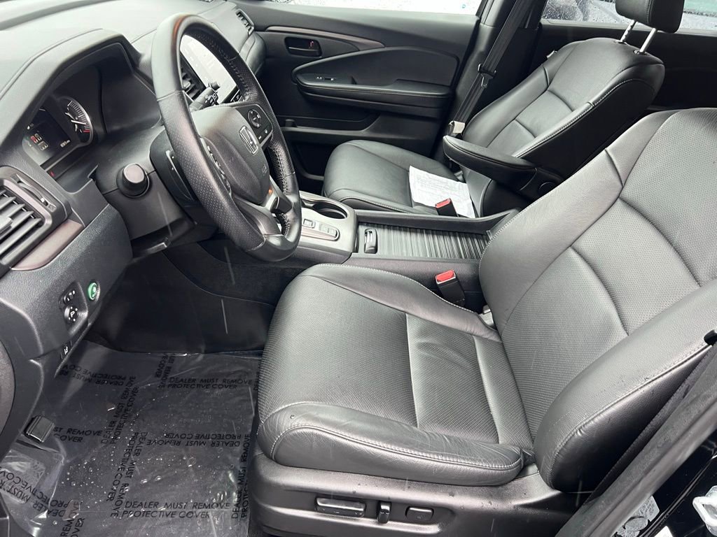 Used 2023 Honda Passport EX-L image 12