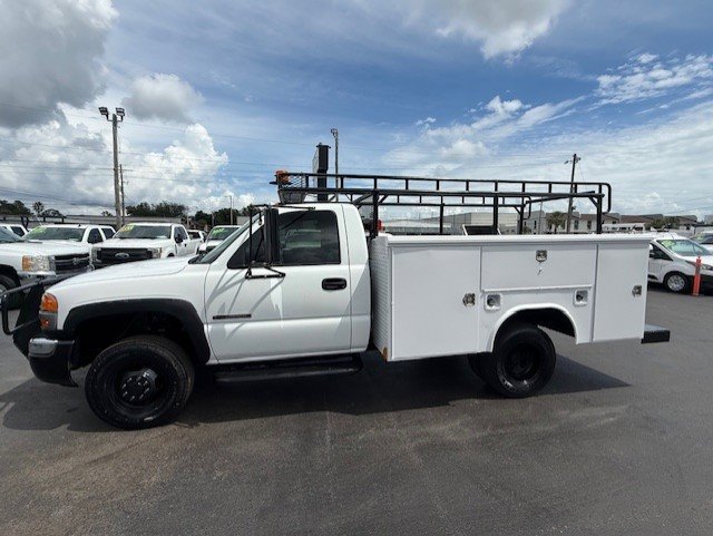 Used 2005 GMC Sierra 3500 W/T w/ Skid Plate Package image 10