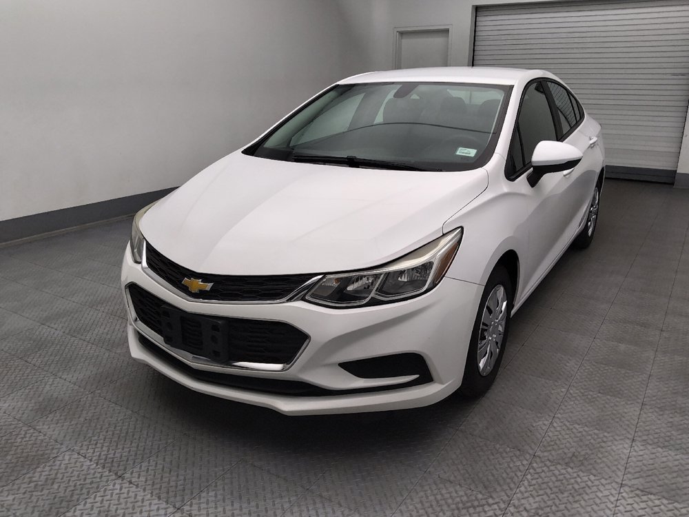 Used 2017 Chevrolet Cruze LS FWD image 15
