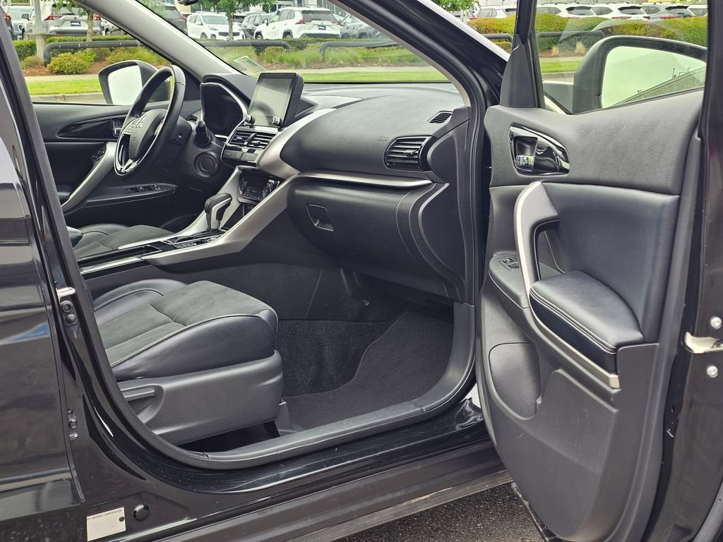 Used 2024 Mitsubishi Eclipse Cross SE AWD/4WD image 12