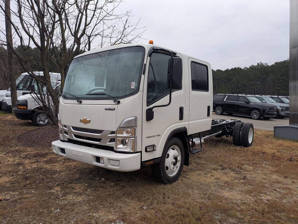 New 2026 Chevrolet Low Cab Forward RWD image 5