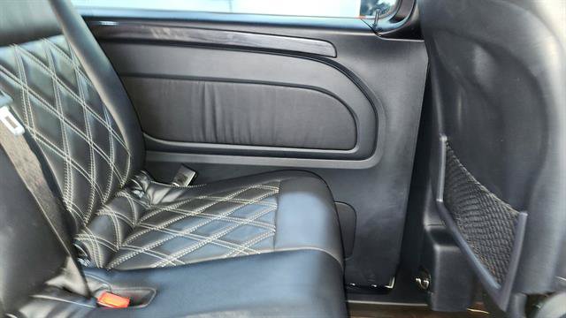 Used 2016 Mercedes-Benz Metris Passenger image 25