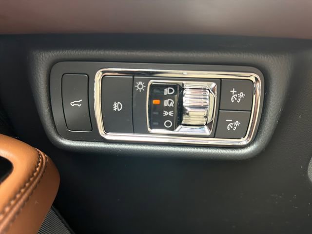 Used 2021 Lincoln Aviator Reserve w/ Equipment Group 201A AWD/4WD image 20