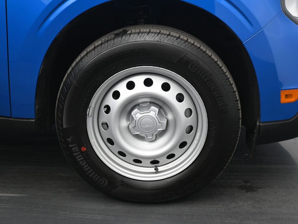 New 2025 Ford Maverick XL image 20