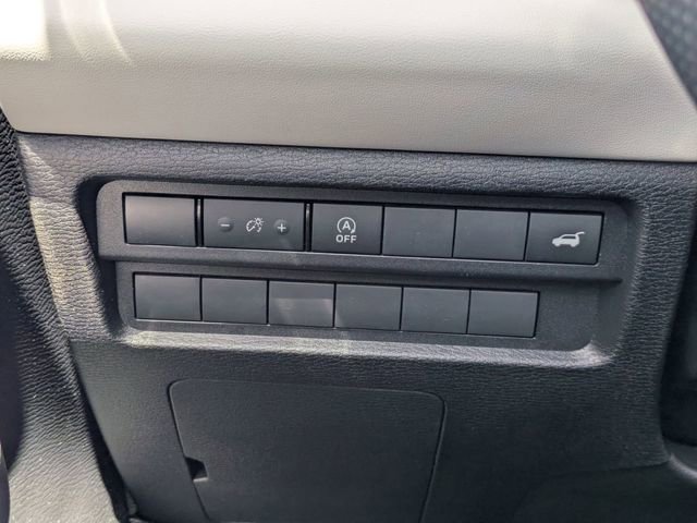 New 2026 Mitsubishi Outlander SE image 27