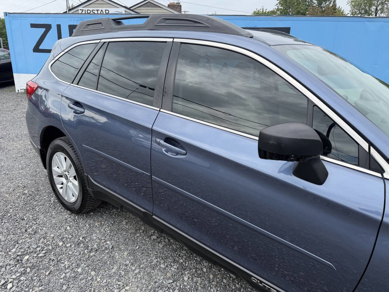 Used 2017 Subaru Outback 2.5i w/ Popular Package #2 AWD/4WD image 12