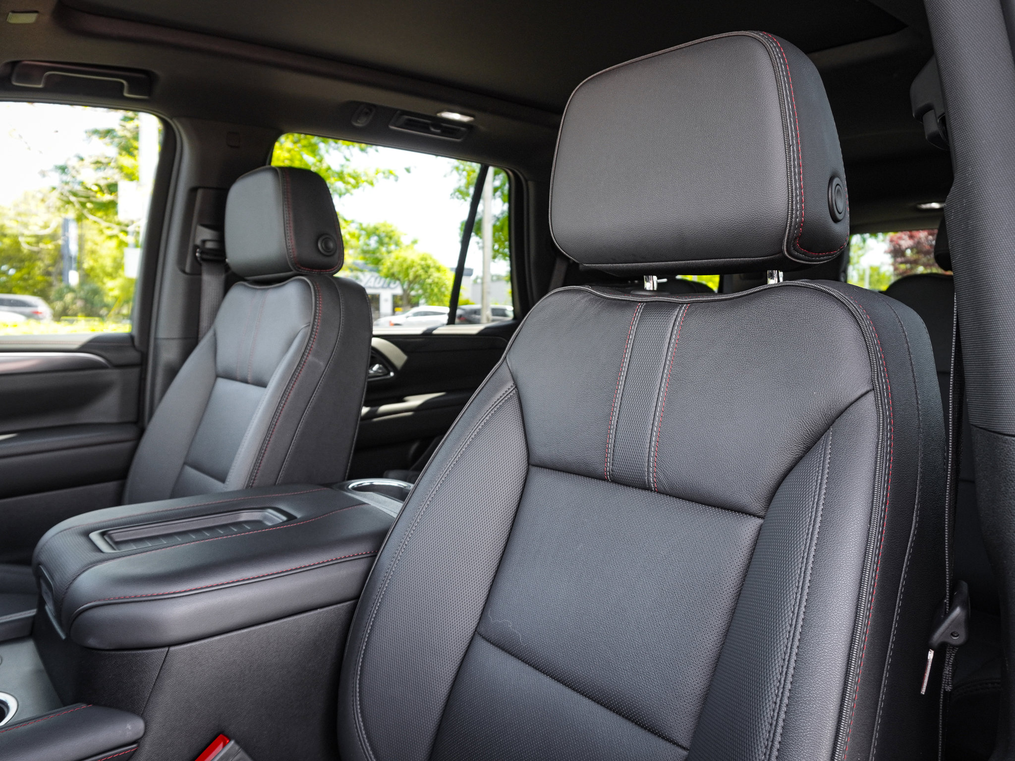 Used 2024 Chevrolet Tahoe RST w/ Luxury Package image 31