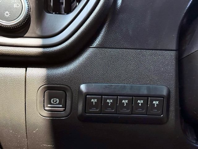 Used 2020 GMC Sierra 3500 4x4 Regular Cab w/ Fleet Convenience Package image 23