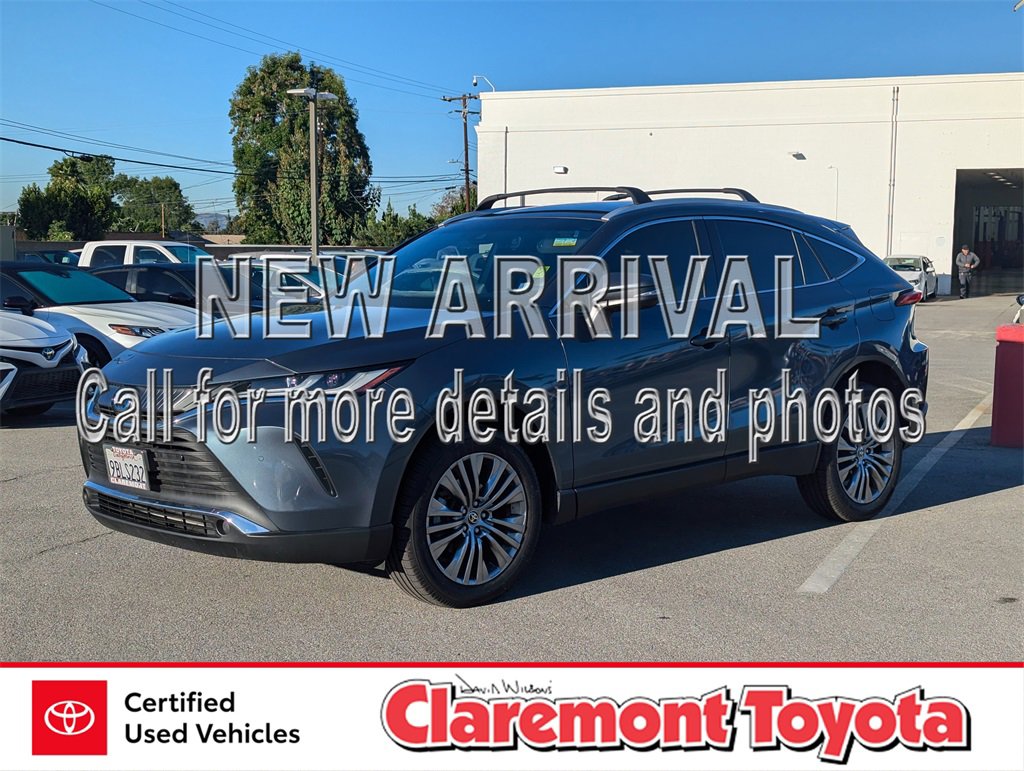 Used 2022 Toyota Venza XLE