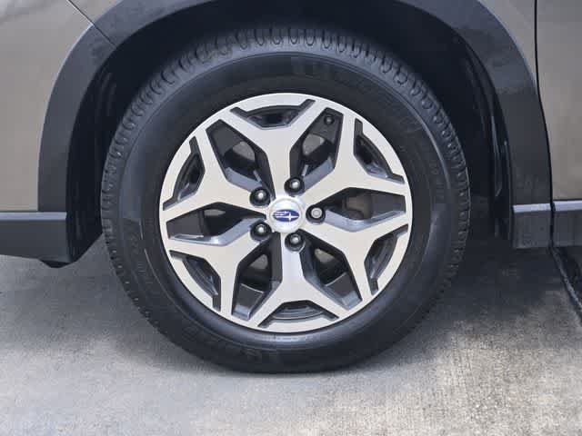 Used 2019 Subaru Forester Premium w/ Popular Package #1 AWD/4WD image 8
