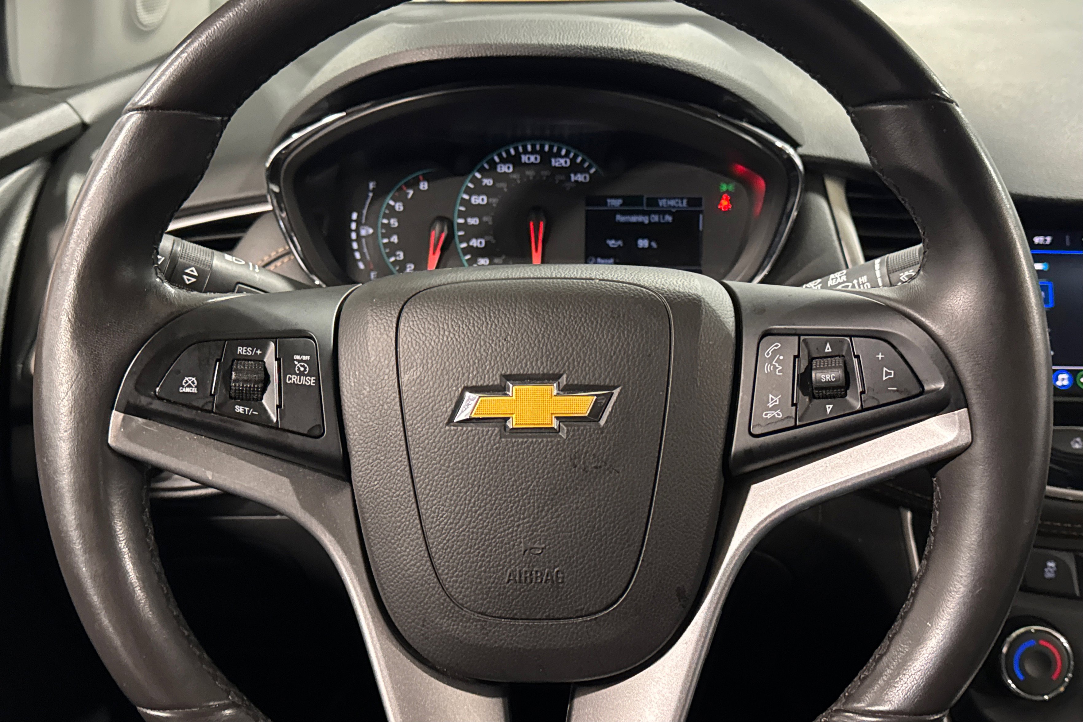 Used 2020 Chevrolet Trax LT w/ Driver Confidence Package image 23