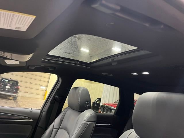 Used 2023 Buick Enclave Premium w/ Experience Buick Package image 5
