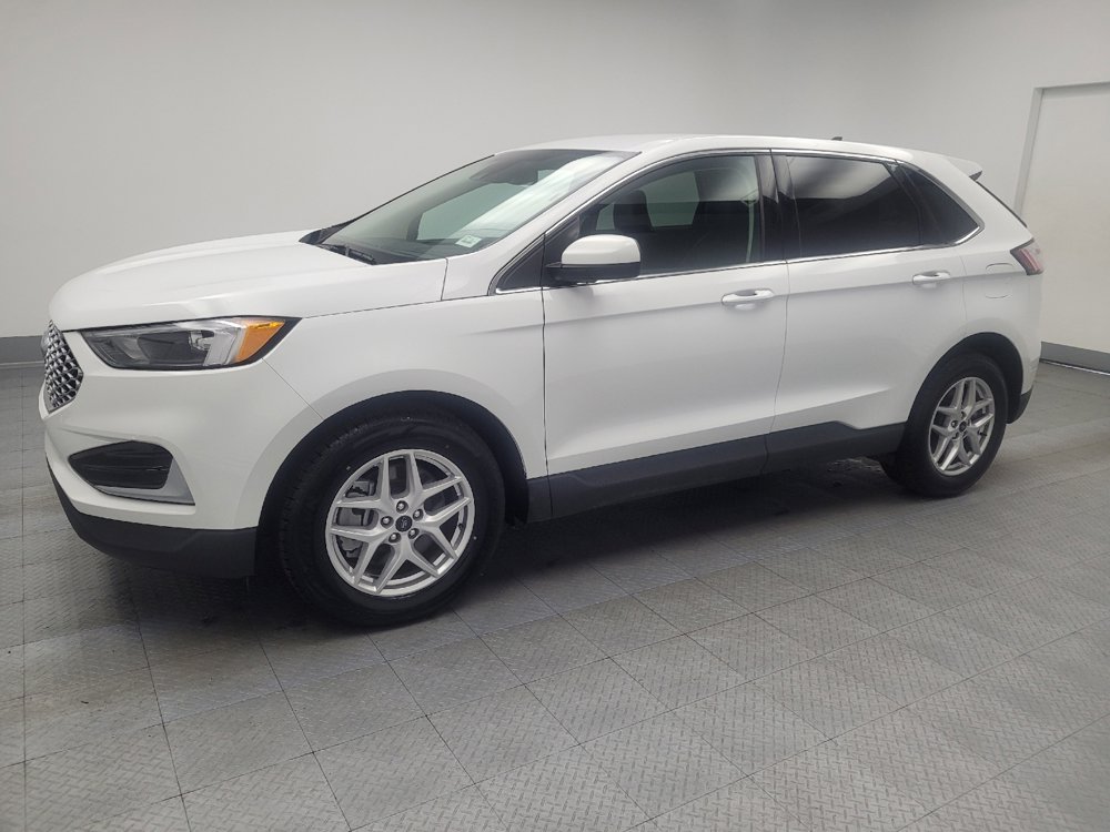 Used 2024 Ford Edge SEL image 2