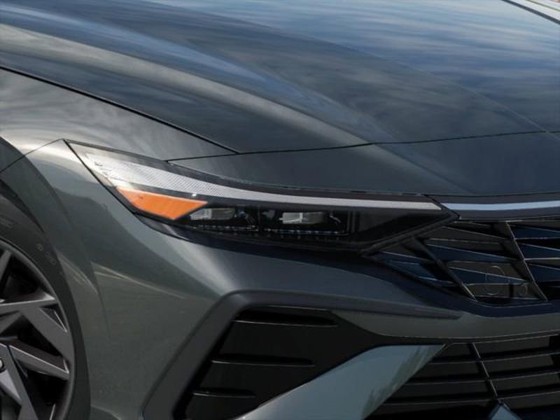 New 2026 Hyundai Elantra Blue FWD image 9