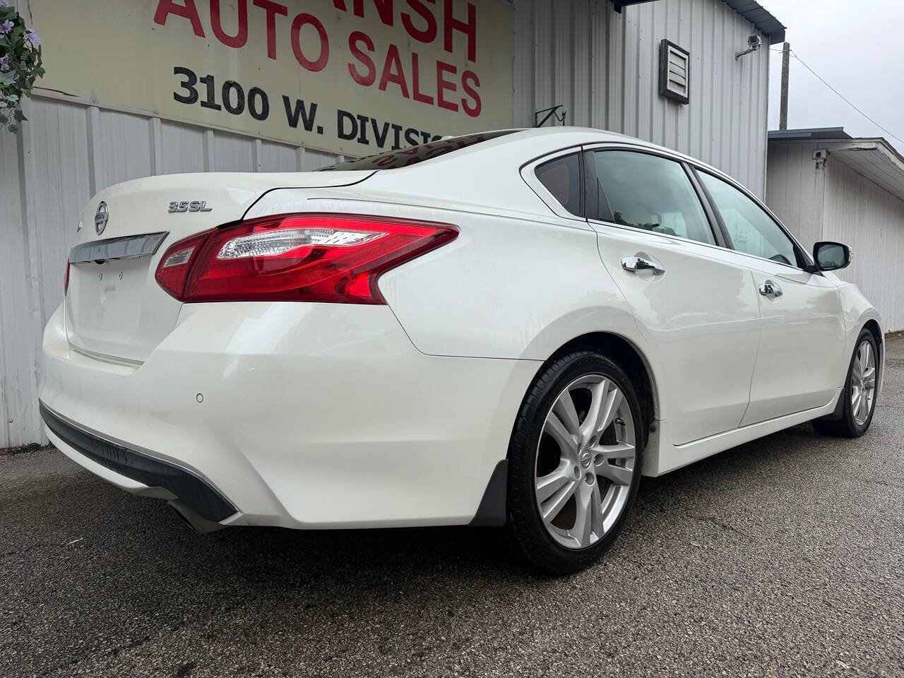 Used 2016 Nissan Altima 3.5 SL FWD image 5