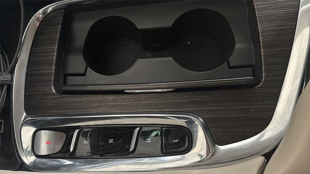 Used 2023 Buick Enclave Avenir image 20