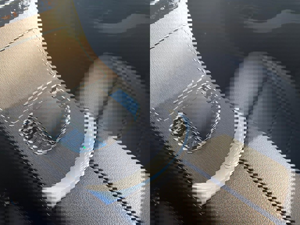 Certified 2022 Mercedes-Benz GLC 300 4MATIC w/ Premium Package Lite image 24